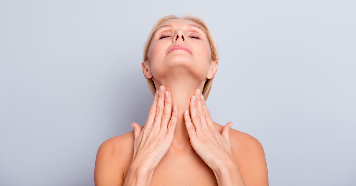 Pielea gâtului: 6 metode de a-i păstra fermitatea