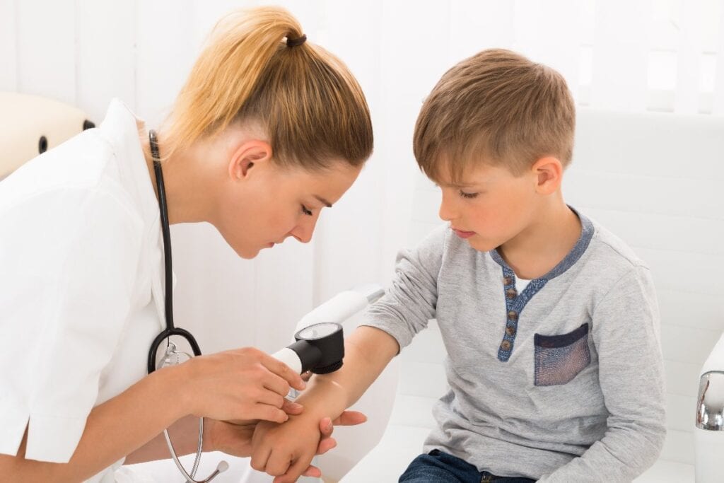 consult-dermatologie-copii